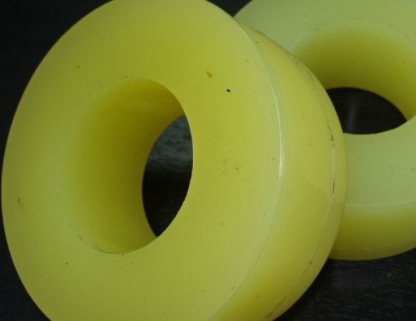 Арфлон втулка черная AR204 280х170х80 мм ТУ 20.16.30-002-06335753- 2017 фото