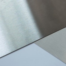 Лист нержавеющий 3N+LPE шлифованный с защитной пленкой под лазер х/к фото